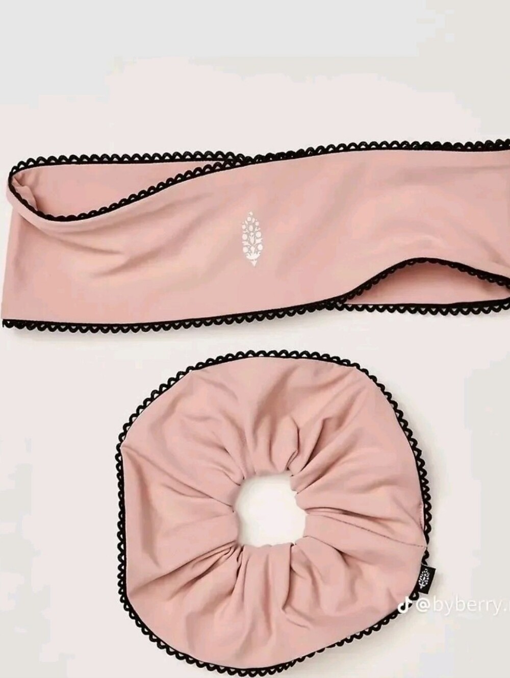 Free Movement Pink Scallop-Trim Headband and Scrunchie Set